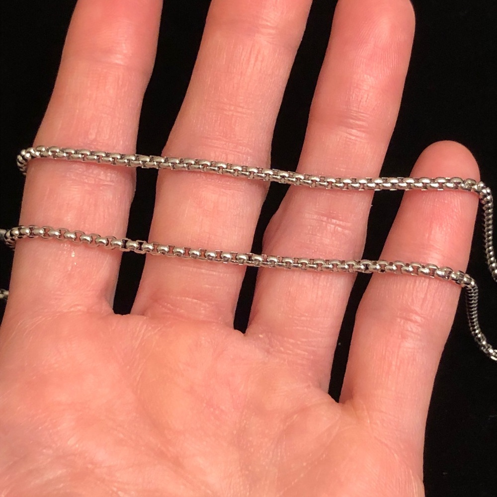 Silver Tone Wolf Head Pendant Necklace - Picture 5 of 10